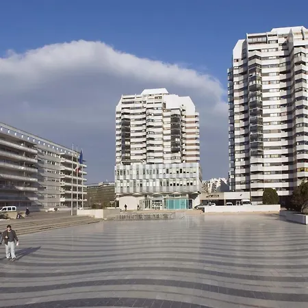 Apartment Spacieux, Wi-fi, A 2 Min A Pied Du De